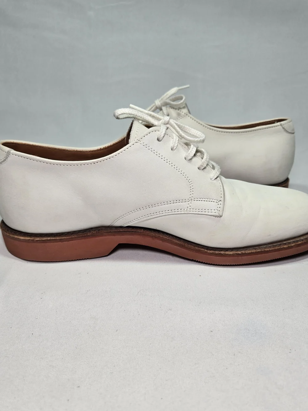 Vintage COLE HAAN White Bucks Nubuck Leather Derby Oxfords Preppy Summer Men 6.5